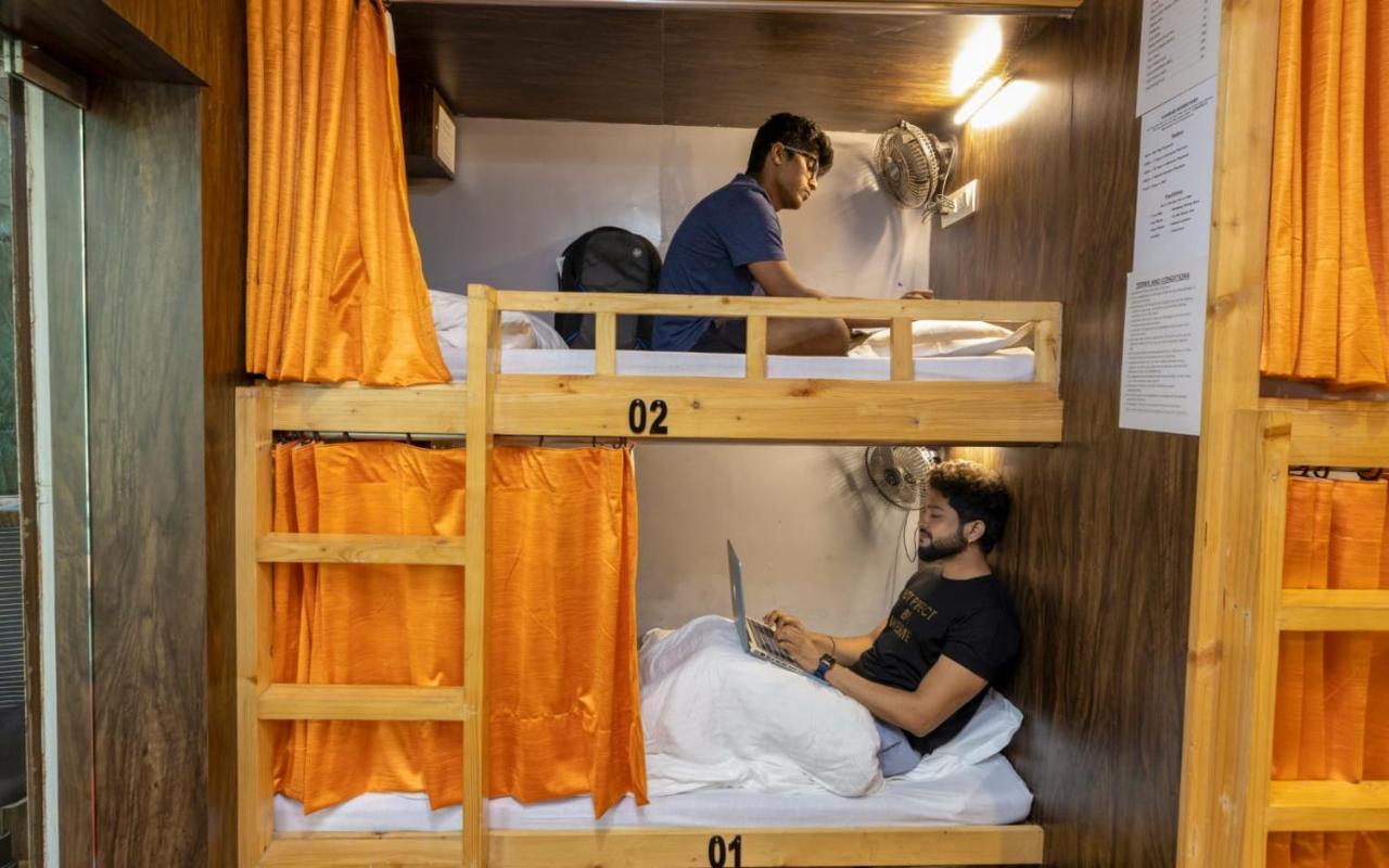 מומביי Sunrise Dormitory Hostel מראה חיצוני תמונה