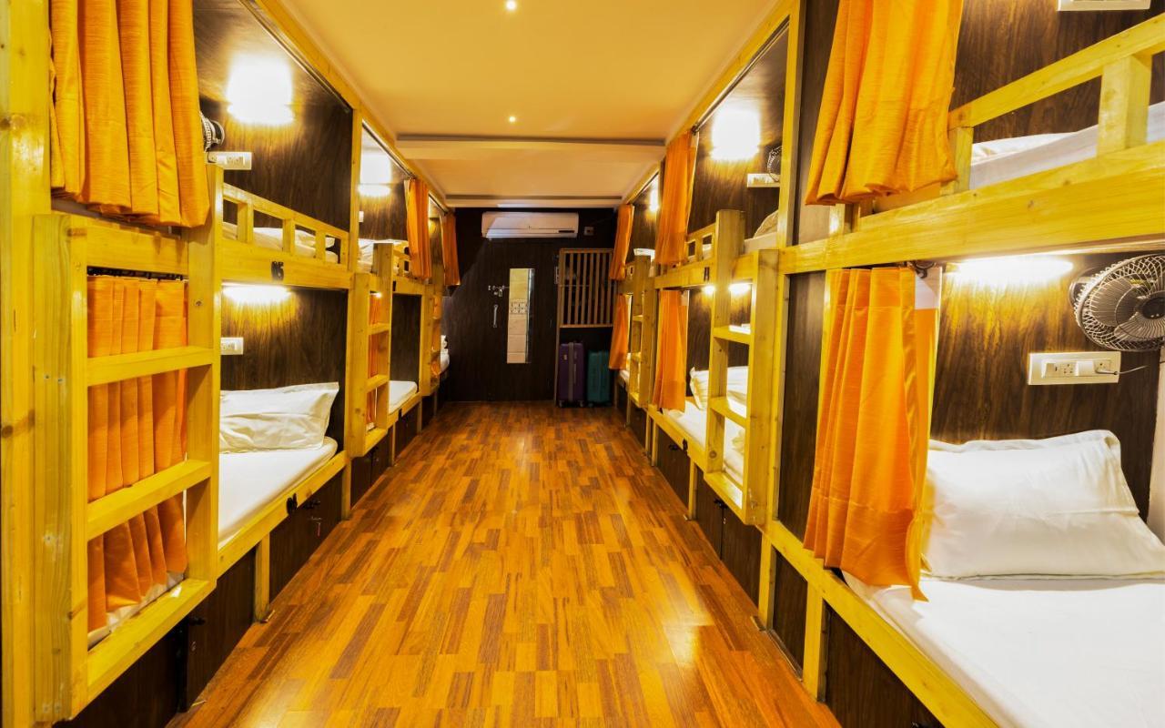 מומביי Sunrise Dormitory Hostel מראה חיצוני תמונה